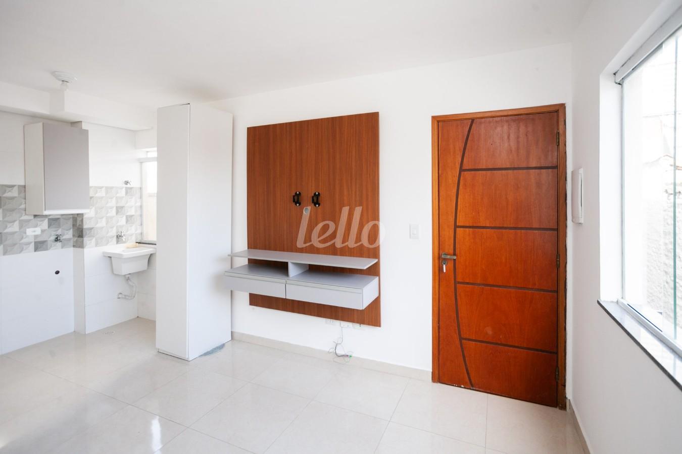 SALA de Apartamento à venda, Padrão com 42 m², 2 quartos e em Vila Invernada - São Paulo