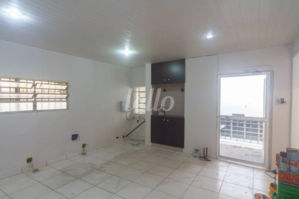 SALA 3 de Galpão/Armazém para alugar, Padrão com 700 m², e em Imirim - São Paulo