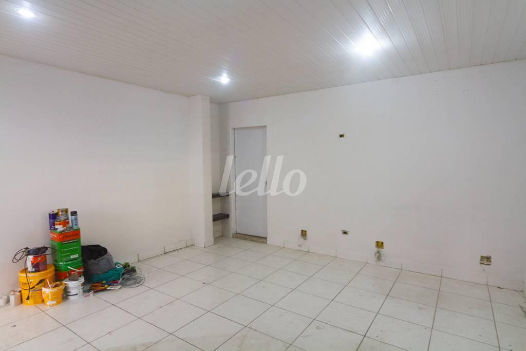 SALA 3 de Galpão/Armazém para alugar, Padrão com 700 m², e em Imirim - São Paulo