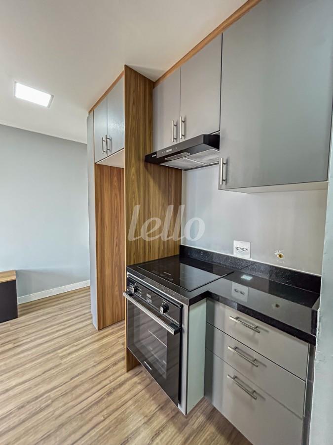 COZINHA de Apartamento para alugar, Padrão com 38 m², 2 quartos e em Quarta Parada - São Paulo