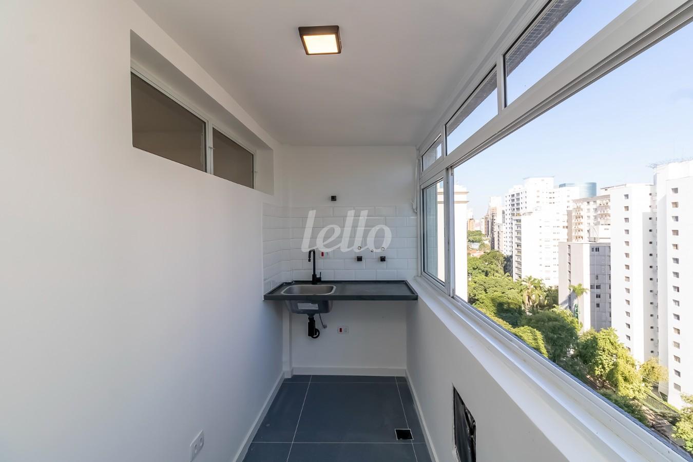 ÁREA DE SERVIÇO de Apartamento à venda, Padrão com 98 m², 2 quartos e 1 vaga em Jardim Paulista - São Paulo