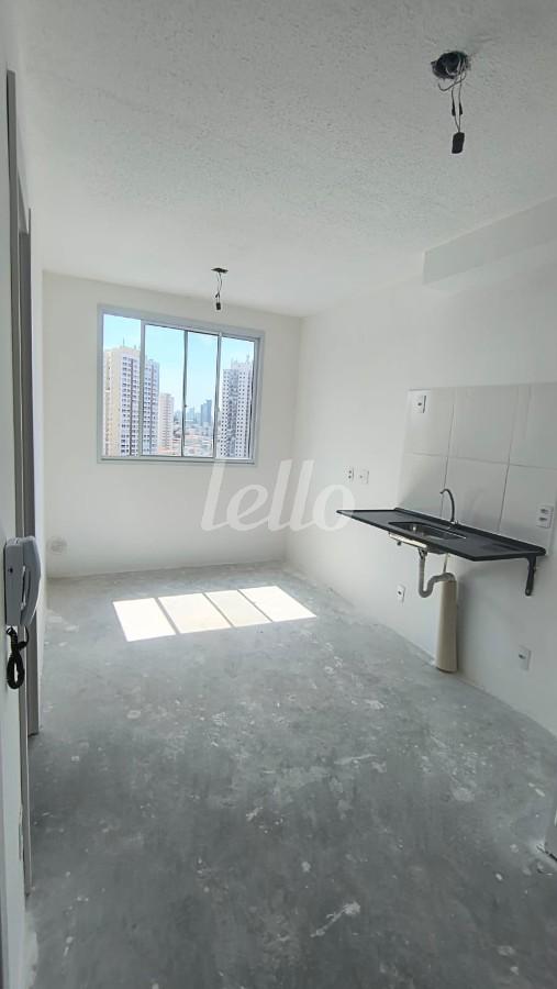 SALA - COZINHA de Apartamento à venda, Padrão com 24 m², 1 quarto e em Vila Prudente - São Paulo