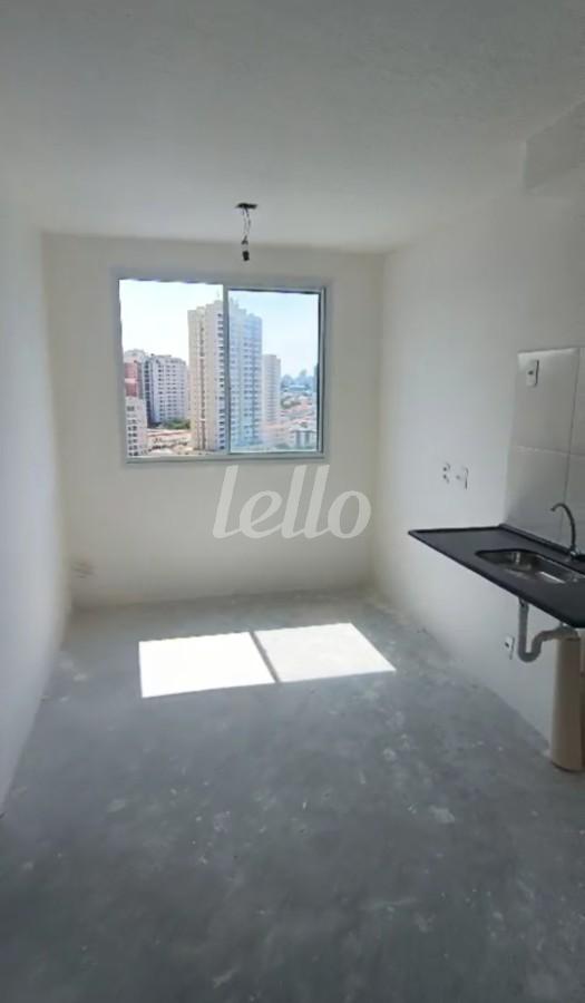 SALA - COZINHA de Apartamento à venda, Padrão com 24 m², 1 quarto e em Vila Prudente - São Paulo