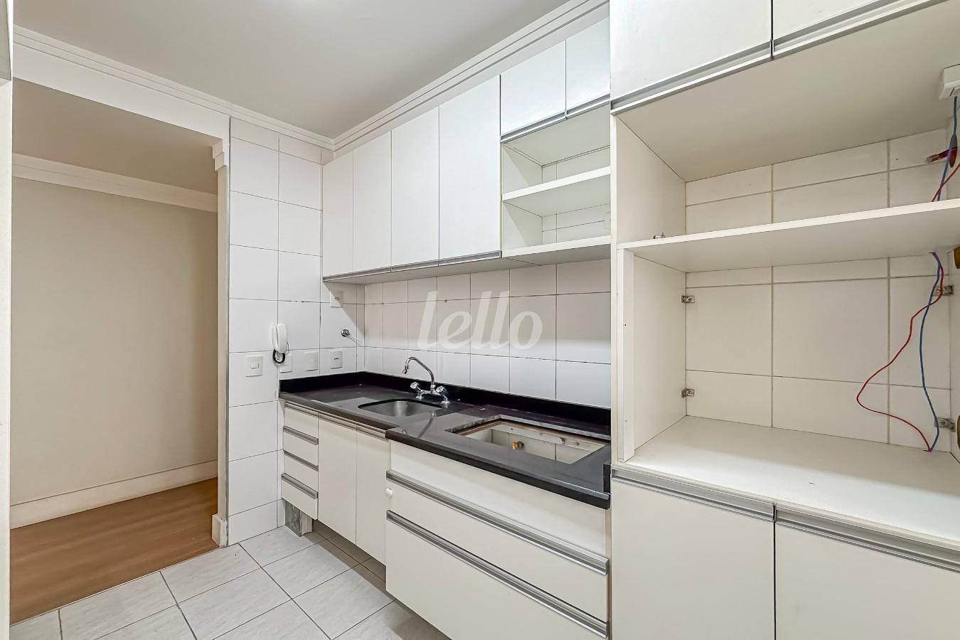 COZINHA de Apartamento para alugar, Padrão com 50 m², 2 quartos e 1 vaga em Vila Monte Alegre - São Paulo