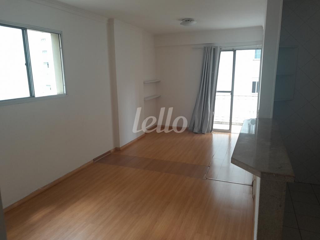 SALA de Apartamento à venda, Padrão com 35 m², 1 quarto e em Jardim Paulista - São Paulo