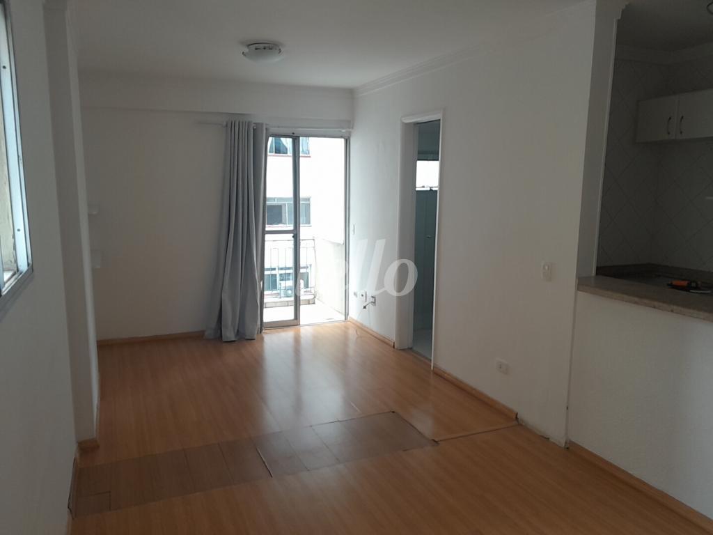 SALA de Apartamento à venda, Padrão com 35 m², 1 quarto e em Jardim Paulista - São Paulo