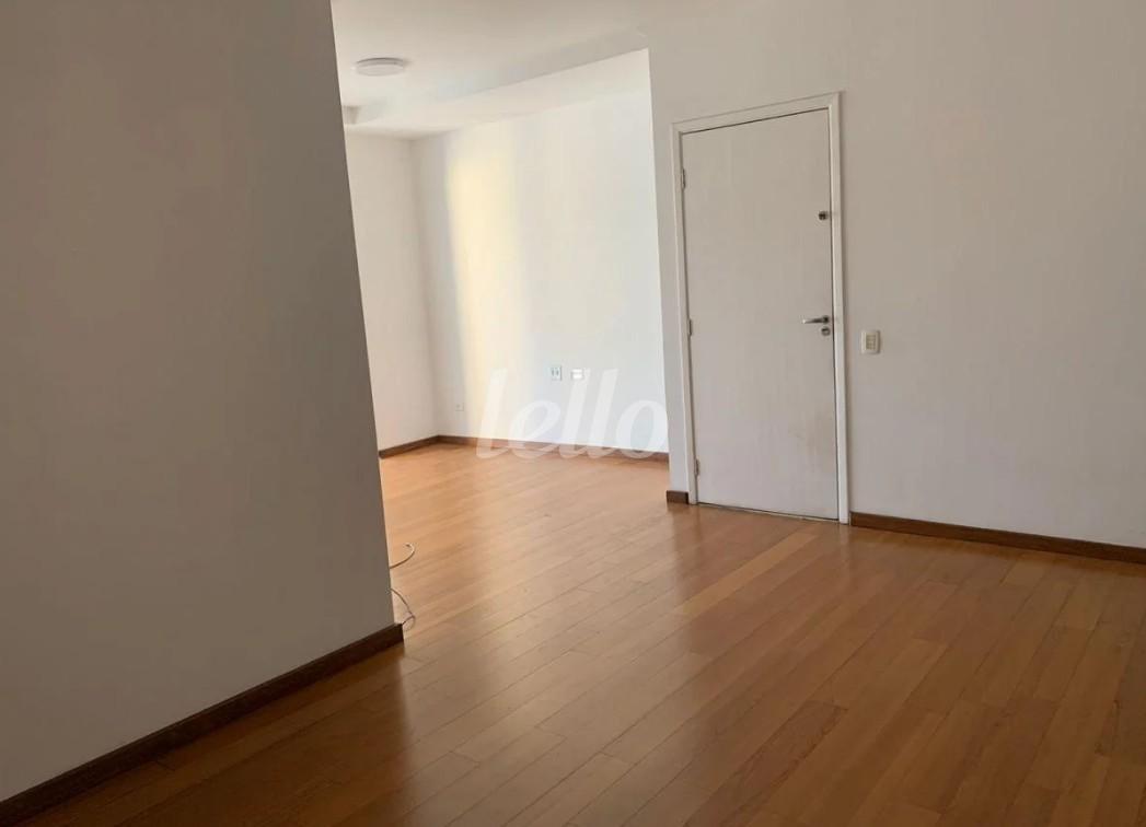 SALA de Apartamento à venda, Padrão com 93 m², 3 quartos e 2 vagas em Pinheiros - São Paulo