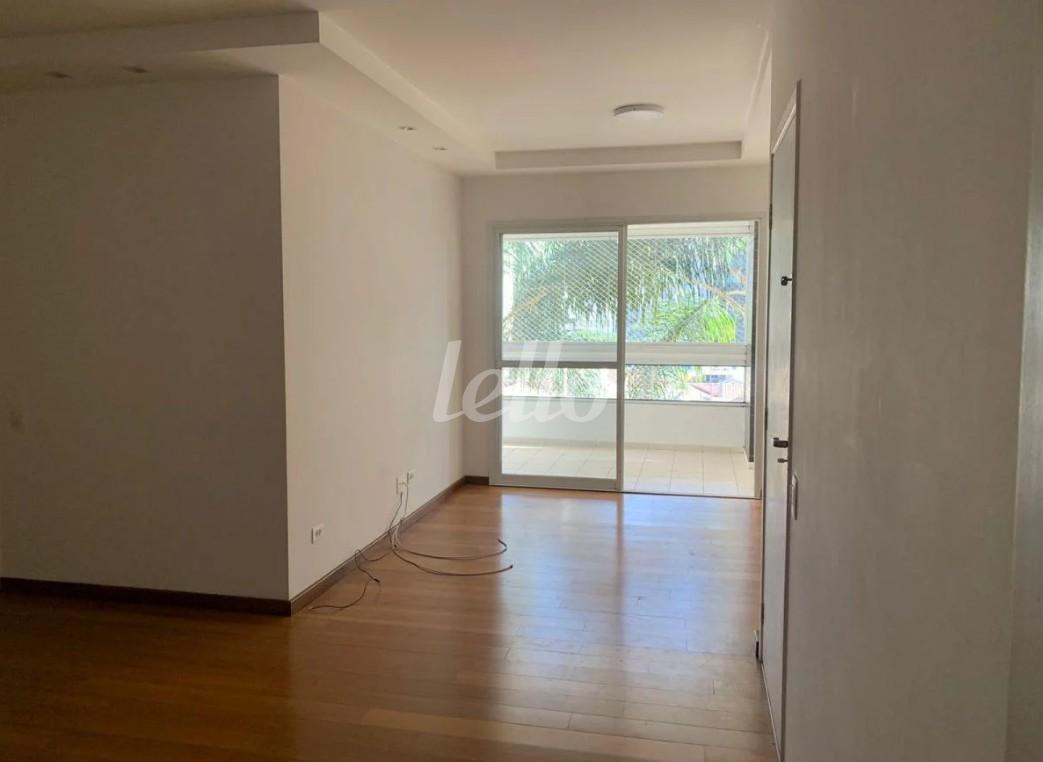 SALA de Apartamento à venda, Padrão com 93 m², 3 quartos e 2 vagas em Pinheiros - São Paulo