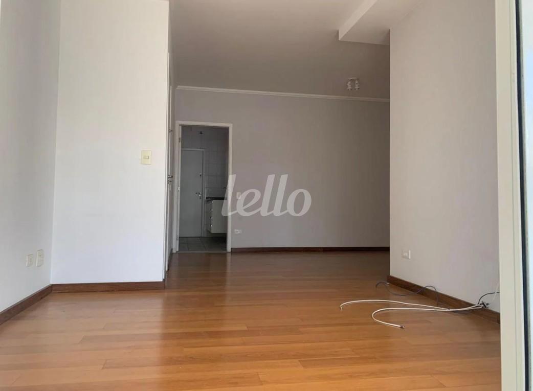 SALA de Apartamento à venda, Padrão com 93 m², 3 quartos e 2 vagas em Pinheiros - São Paulo