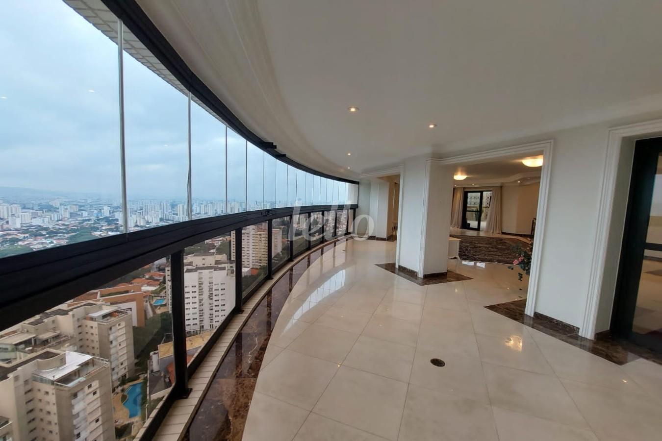 SALA 2 AMBIENTE de Apartamento para alugar, Padrão com 480 m², e 5 vagas em Alto da Lapa - São Paulo