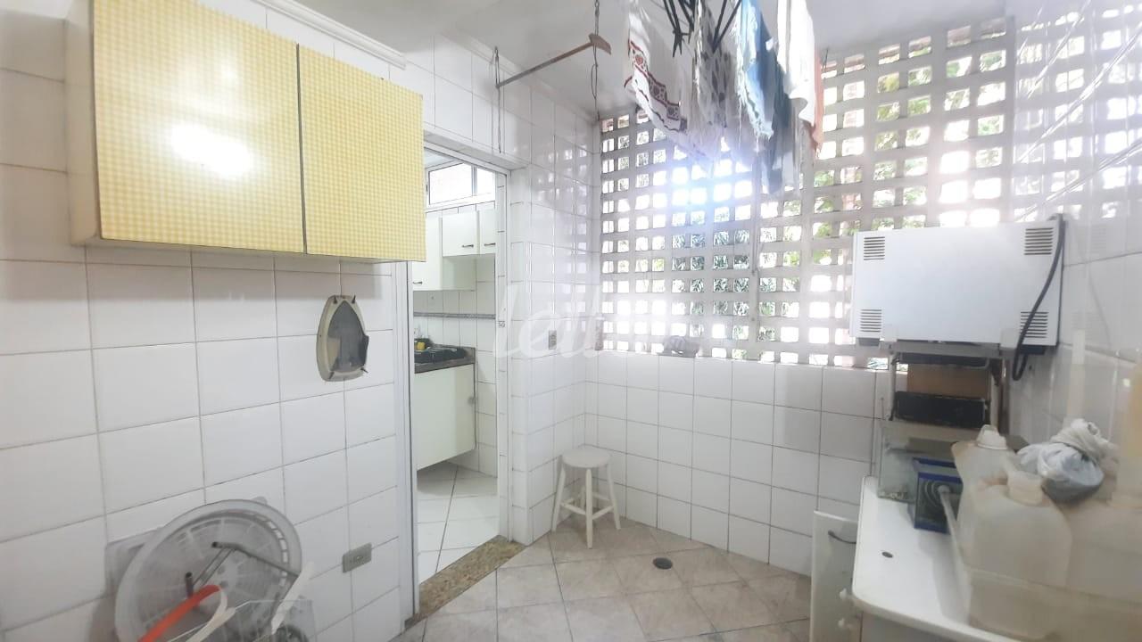 AREA DE SERVIÇO de Apartamento à venda, Padrão com 98 m², 3 quartos e 2 vagas em Santana - São Paulo