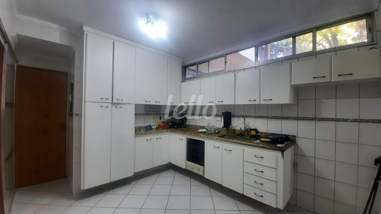 COZINHA de Apartamento à venda, Padrão com 98 m², 3 quartos e 2 vagas em Santana - São Paulo