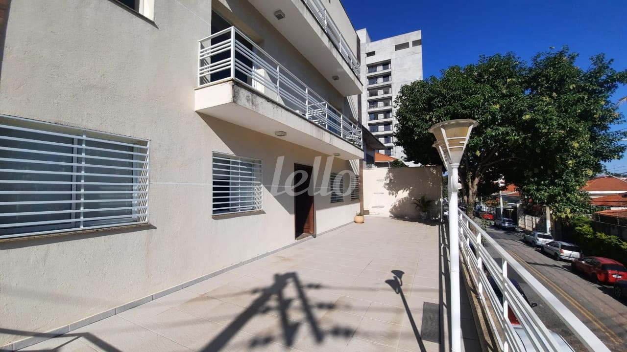 FACHADA TERREO de Sala / Conjunto para alugar, Padrão com 72 m², e em Jardim São Paulo - São Paulo