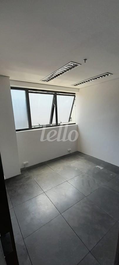 SALA de Sala / Conjunto à venda, Padrão com 30 m², e 1 vaga em Planalto Paulista - São Paulo