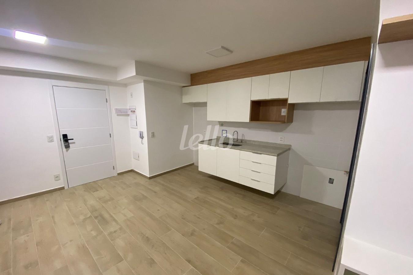 SALA E COZINHA de Apartamento para alugar, Padrão com 64 m², 2 quartos e 1 vaga em Vila Clementino - São Paulo