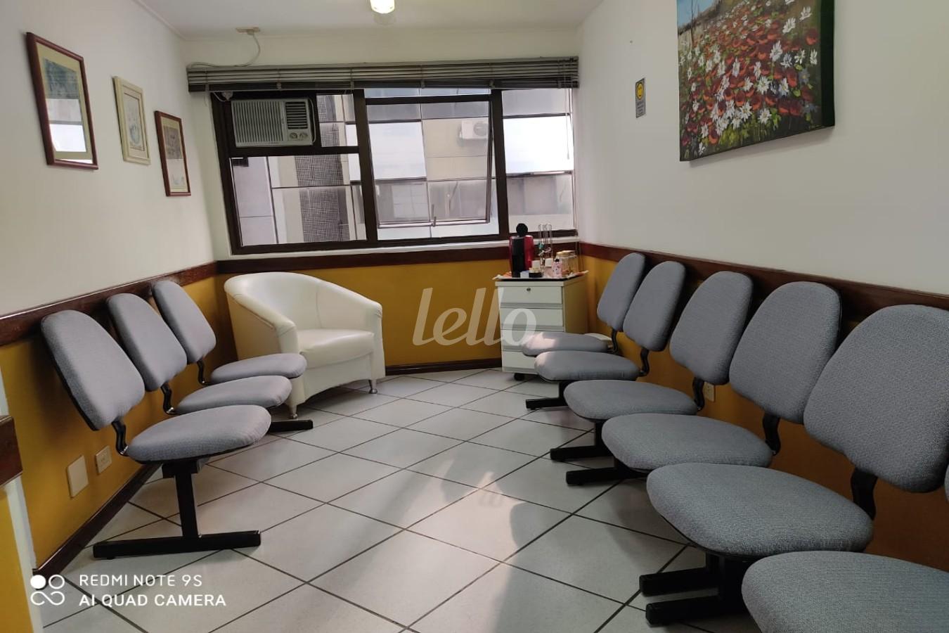 SALA de Sala / Conjunto à venda, Padrão com 100 m², e 2 vagas em Perdizes - São Paulo