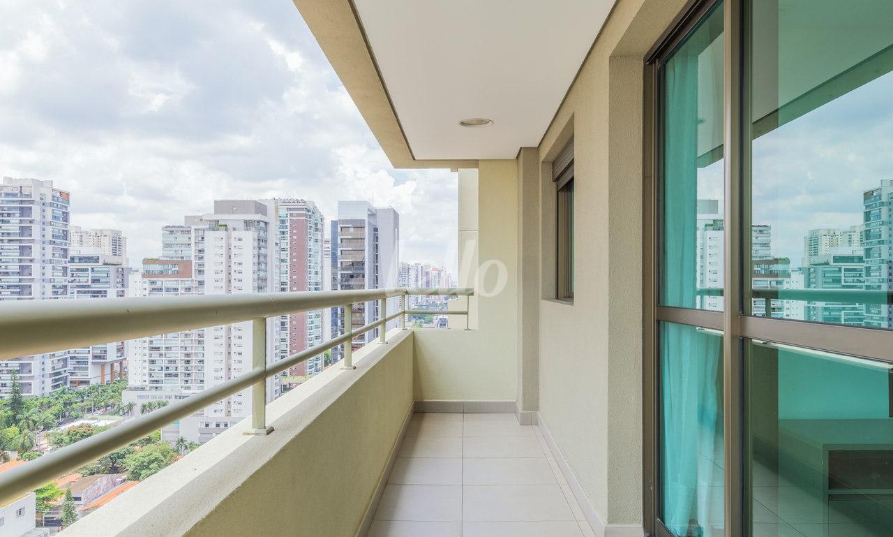 VARANDA de Apartamento à venda, Duplex com 100 m², 2 quartos e 2 vagas em Brooklin Paulista - São Paulo