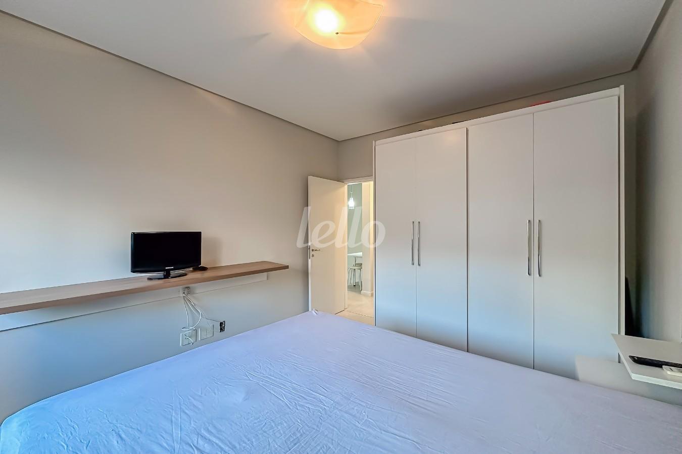 DORMITORIO de Apartamento para alugar, Padrão com 58 m², 1 quarto e 1 vaga em Vila Olímpia - São Paulo