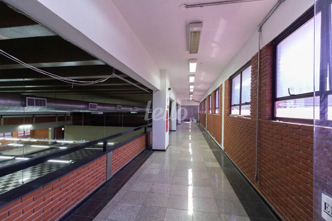 MEZANINO de Prédio Comercial para alugar, Monousuário com 4078 m², e 37 vagas em Instituto de Previdência - São Paulo