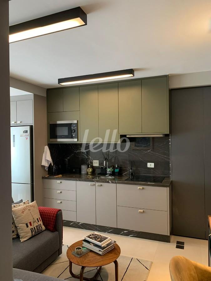 COZINHA de Apartamento à venda, Padrão com 37 m², 1 quarto e 1 vaga em Santo Amaro - São Paulo