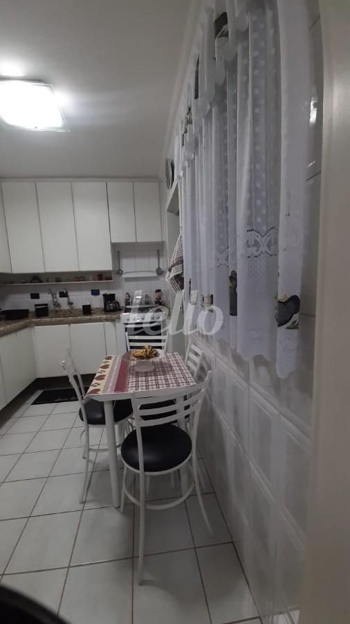 COZINHA de Casa à venda, sobrado com 90 m², 2 quartos e 1 vaga em Vila Carrão - São Paulo