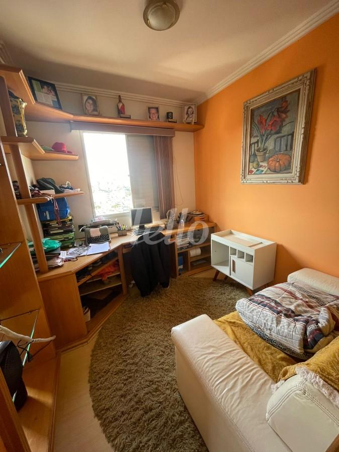 ESCRITÓRIO de Apartamento à venda, Padrão com 65 m², 3 quartos e 1 vaga em Ch Santo Antônio (ZL) - São Paulo