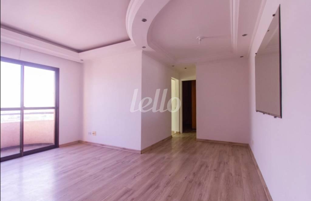 SALA de Apartamento à venda, Padrão com 58 m², 2 quartos e 1 vaga em Vila Zelina - São Paulo