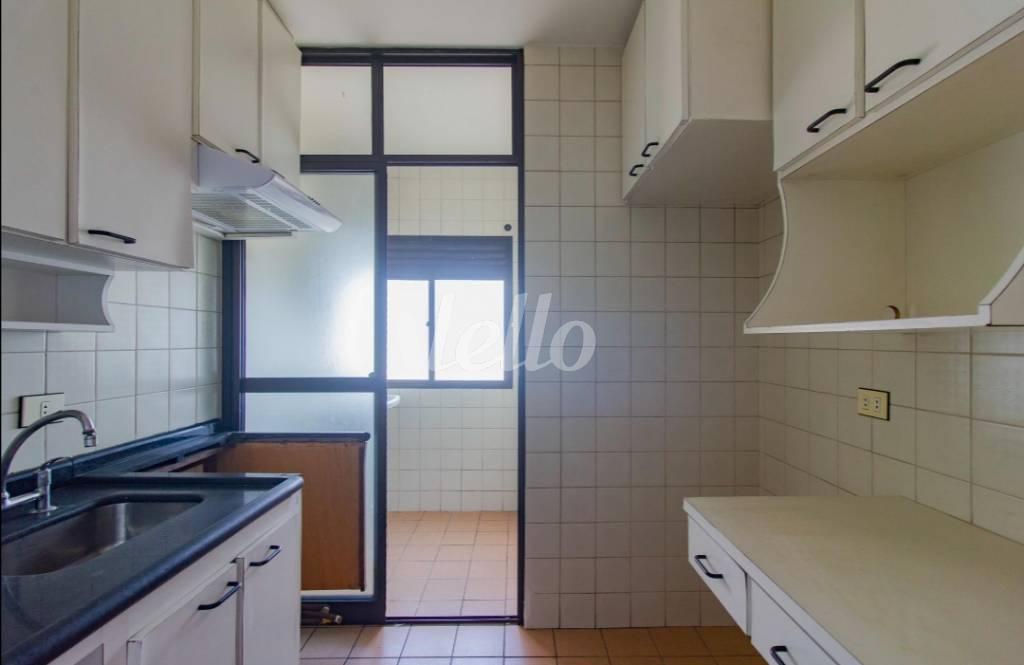 COZINHA de Apartamento à venda, Padrão com 58 m², 2 quartos e 1 vaga em Vila Zelina - São Paulo