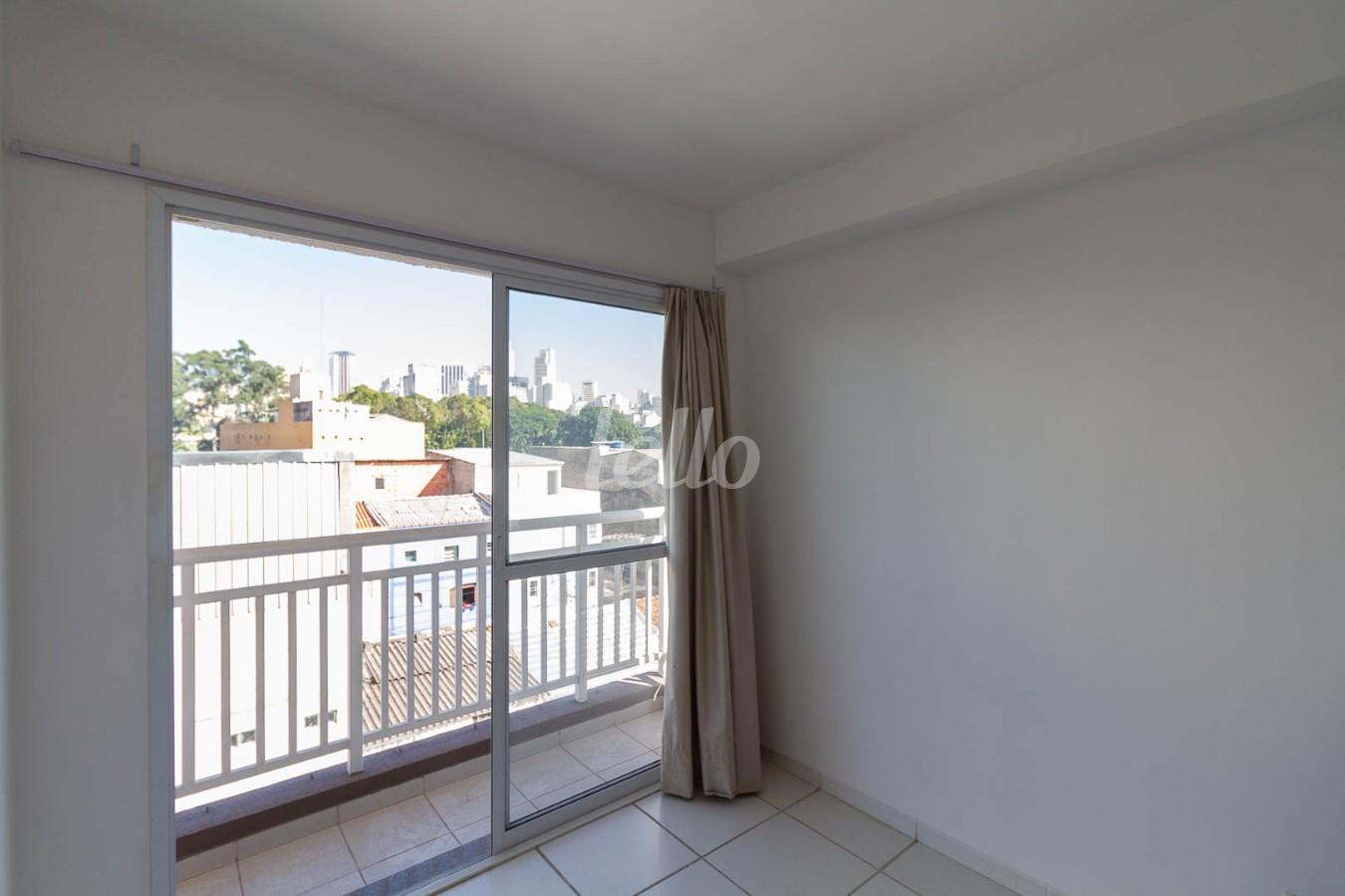 DORMITÓRIO de Apartamento para alugar, Padrão com 33 m², 1 quarto e em Brás - São Paulo