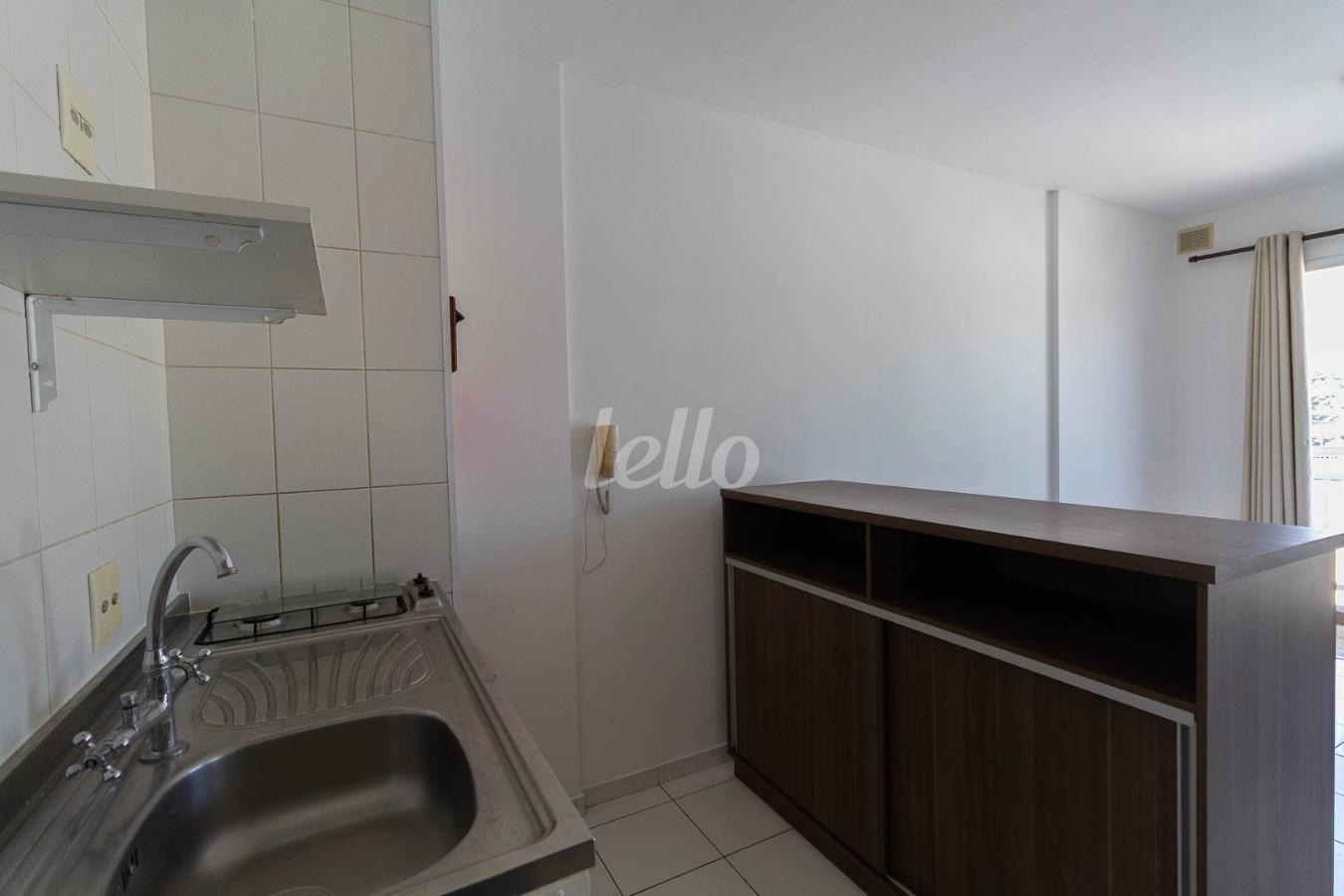 COZINHA de Apartamento para alugar, Padrão com 33 m², 1 quarto e em Brás - São Paulo