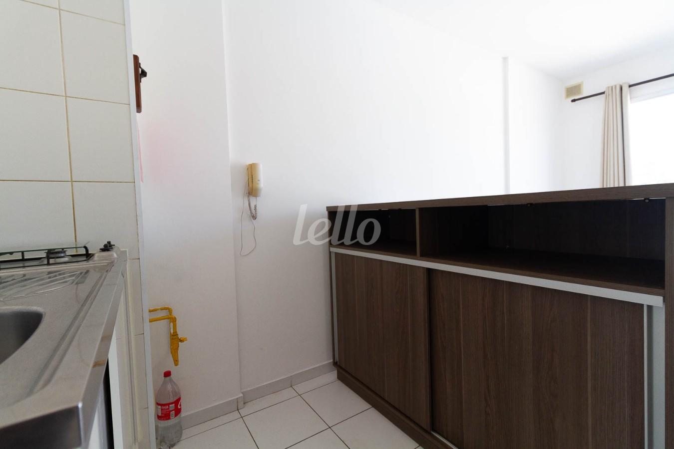 COZINHA de Apartamento para alugar, Padrão com 33 m², 1 quarto e em Brás - São Paulo