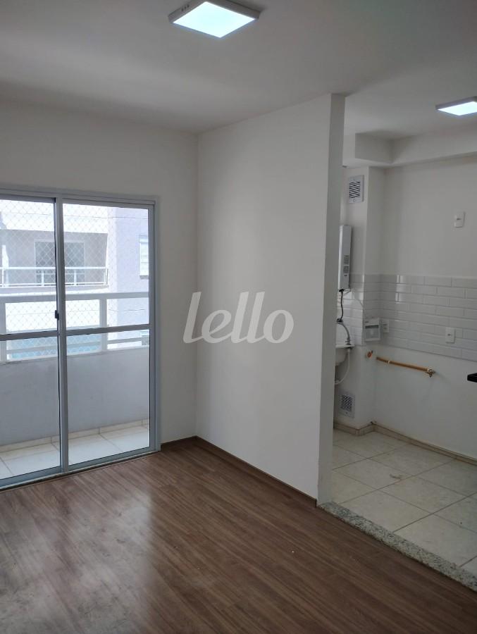 SALA de Apartamento para alugar, Padrão com 47 m², 2 quartos e 1 vaga em Ponte de São João - Jundiaí