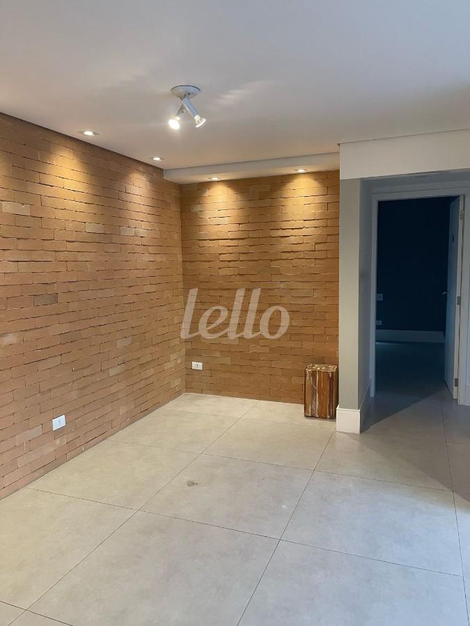 LIVING de Apartamento à venda, Padrão com 87 m², 2 quartos e 1 vaga em Vila Mariana - São Paulo