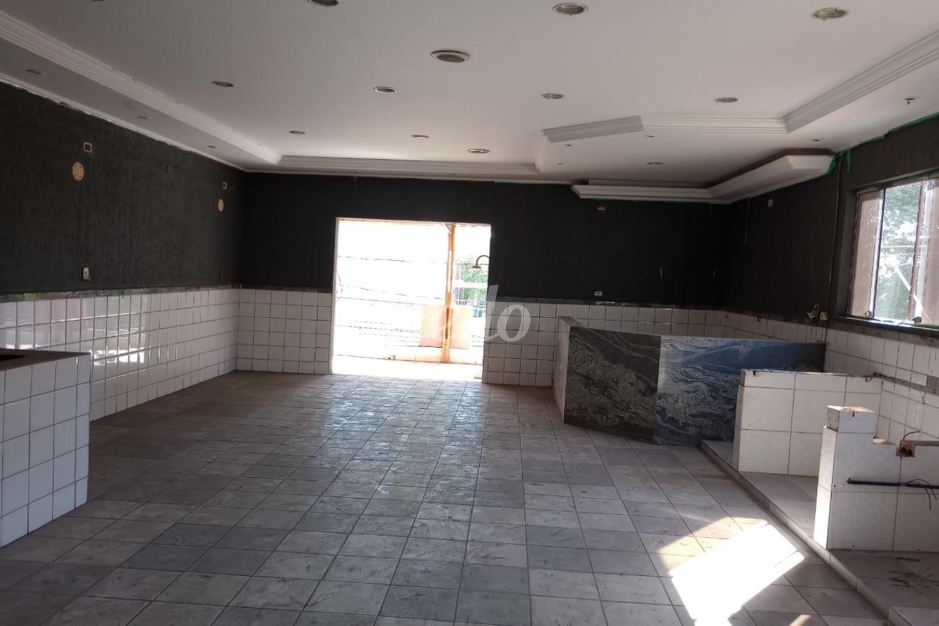 SALÃO SUPERIOR de Salão para alugar, Padrão com 250 m², e em Vila Guilherme - São Paulo