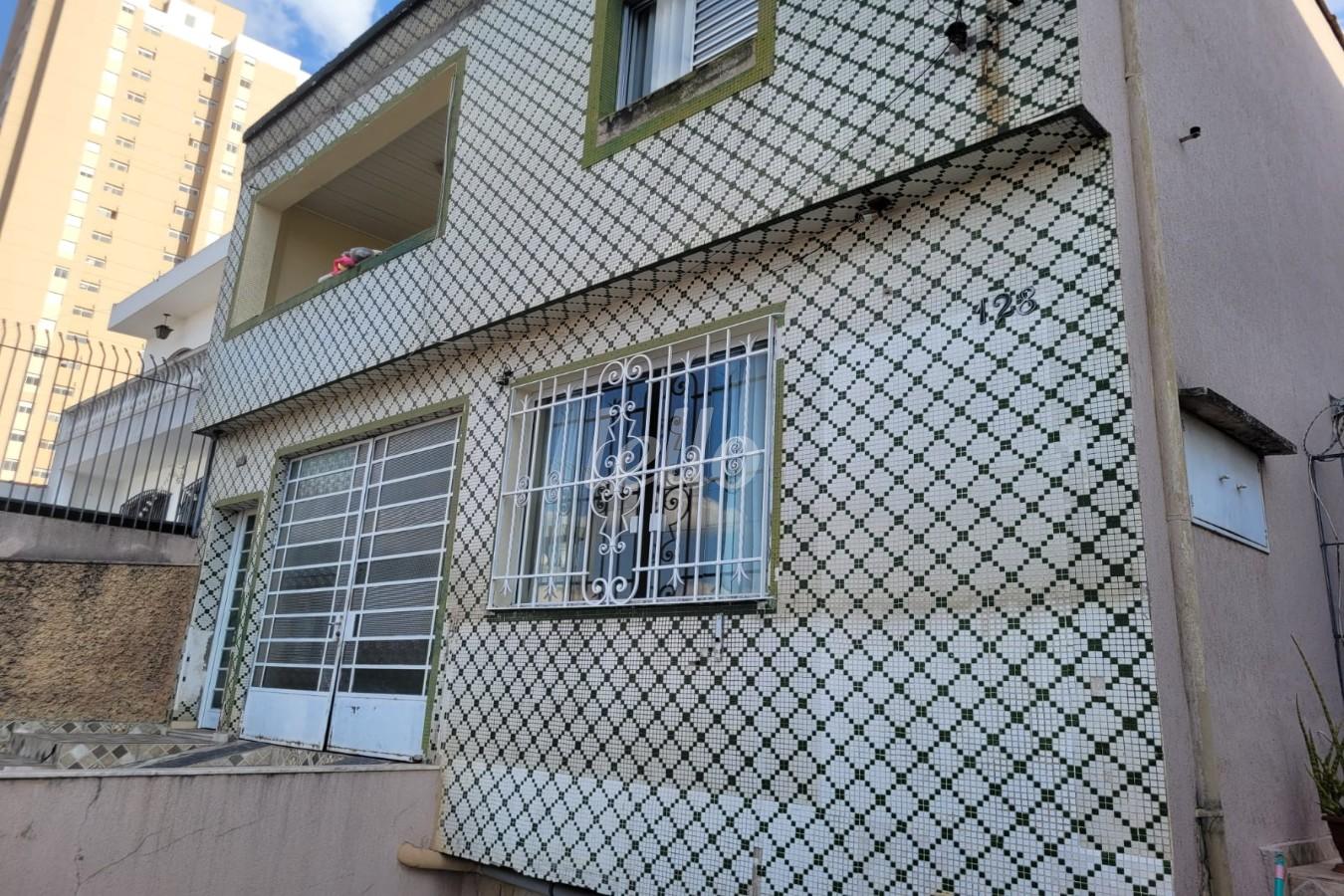 TERRENO de Área / Terreno à venda, Padrão com 369 m², e em Vila Bertioga - São Paulo