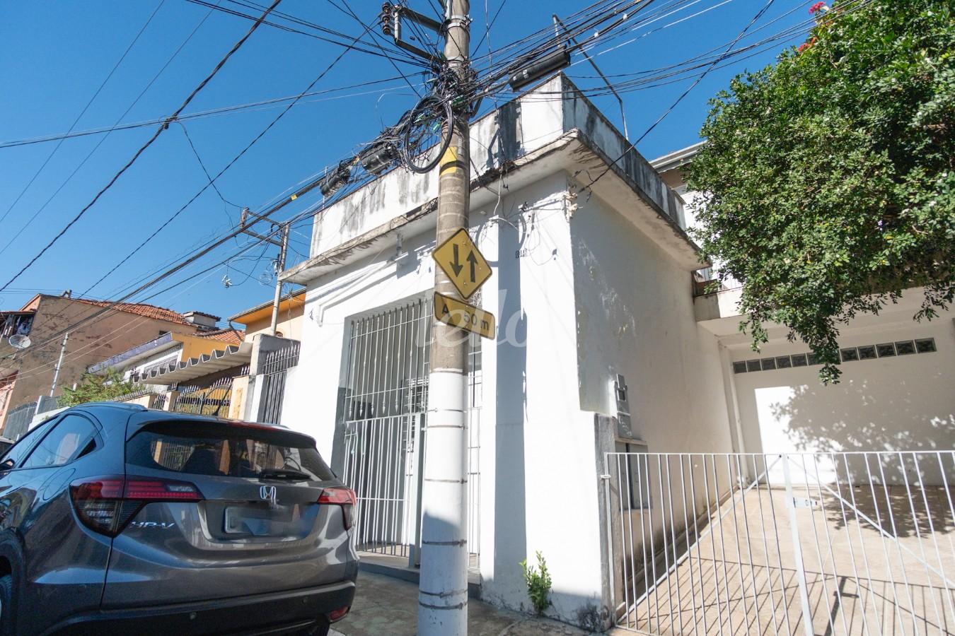 01FACHADA_002 de Casa para alugar, térrea com 50 m², 1 quarto e 1 vaga em Vila Zelina - São Paulo