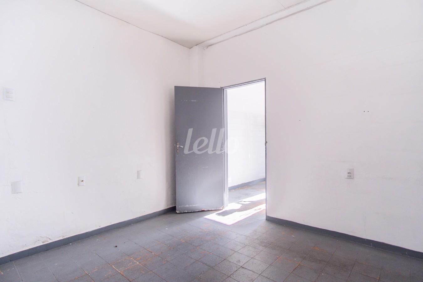 02SALA_002 de Casa para alugar, térrea com 50 m², 1 quarto e 1 vaga em Vila Zelina - São Paulo