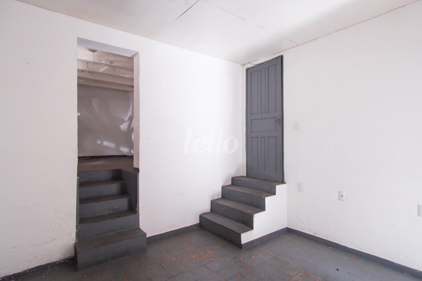 02SALA_003 de Casa para alugar, térrea com 50 m², 1 quarto e 1 vaga em Vila Zelina - São Paulo