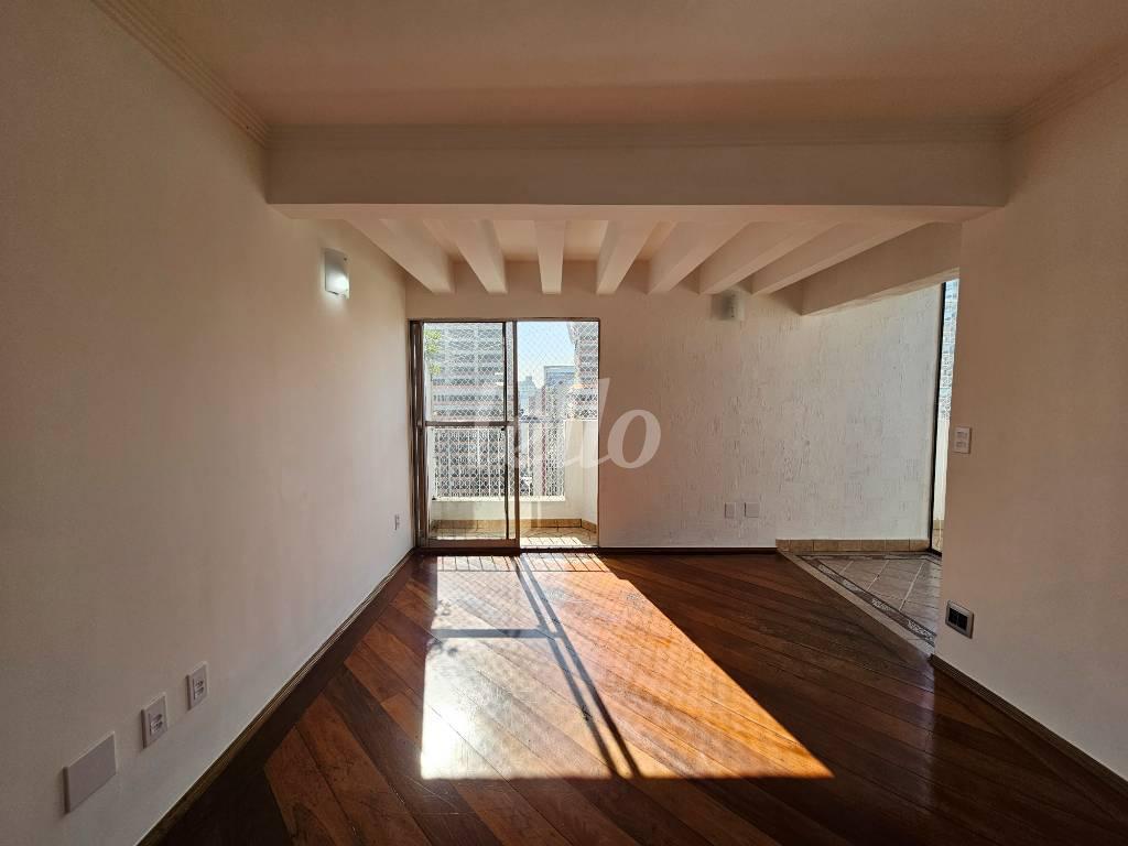 SALA 2 de Apartamento à venda, cobertura - Padrão com 115 m², 3 quartos e 2 vagas em Vila Gomes Cardim - São Paulo