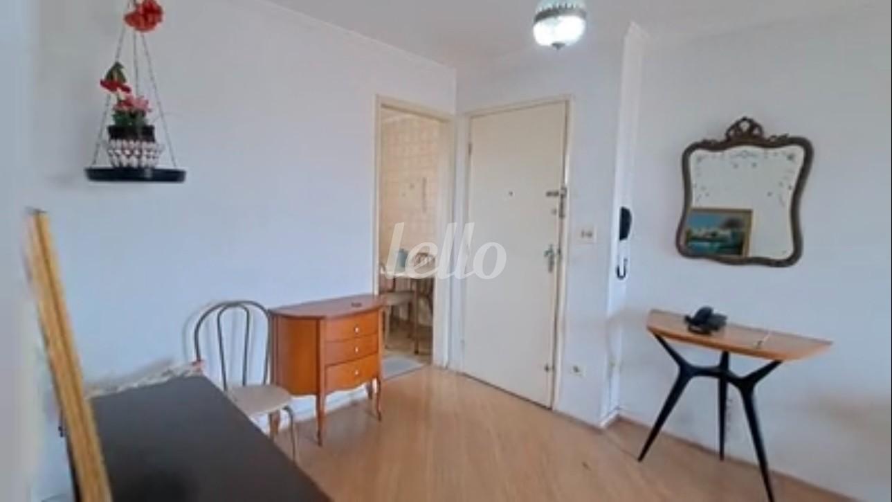 SALA de Apartamento à venda, Padrão com 62 m², 2 quartos e 1 vaga em Vila Regente Feijó - São Paulo