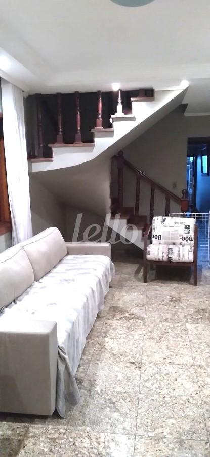 FOTOS (5) de Casa à venda, sobrado com 300 m², 4 quartos e 7 vagas em Vila Mazzei - São Paulo