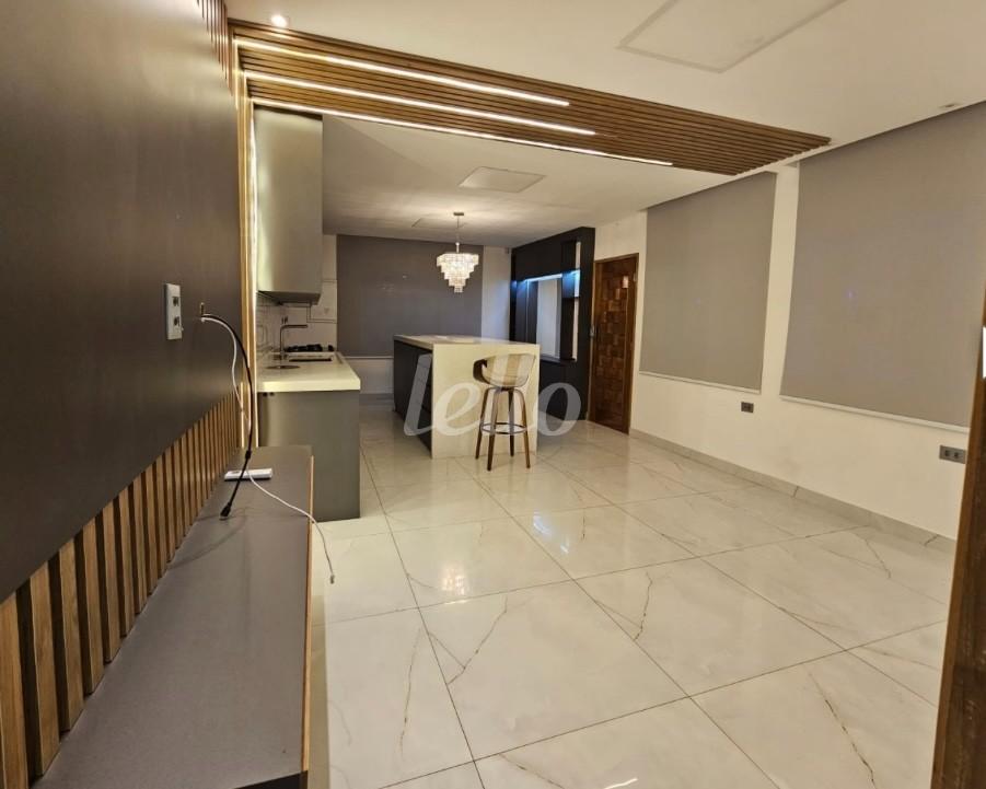 COZINHA de Casa à venda, térrea com 150 m², 3 quartos e 4 vagas em Vila Ema - São Paulo