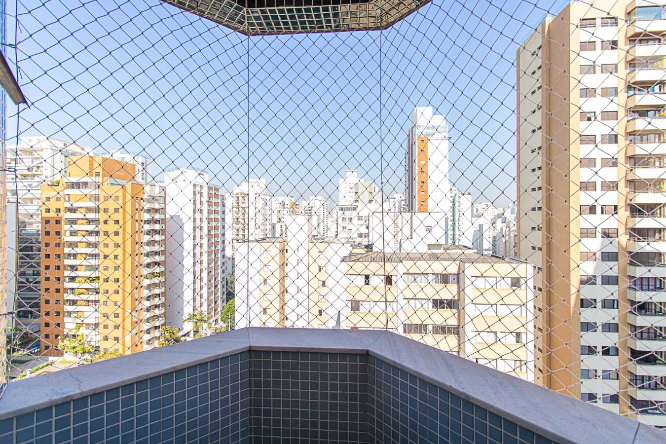 SACADA de Apartamento à venda, Padrão com 45 m², 1 quarto e 1 vaga em Indianópolis - São Paulo