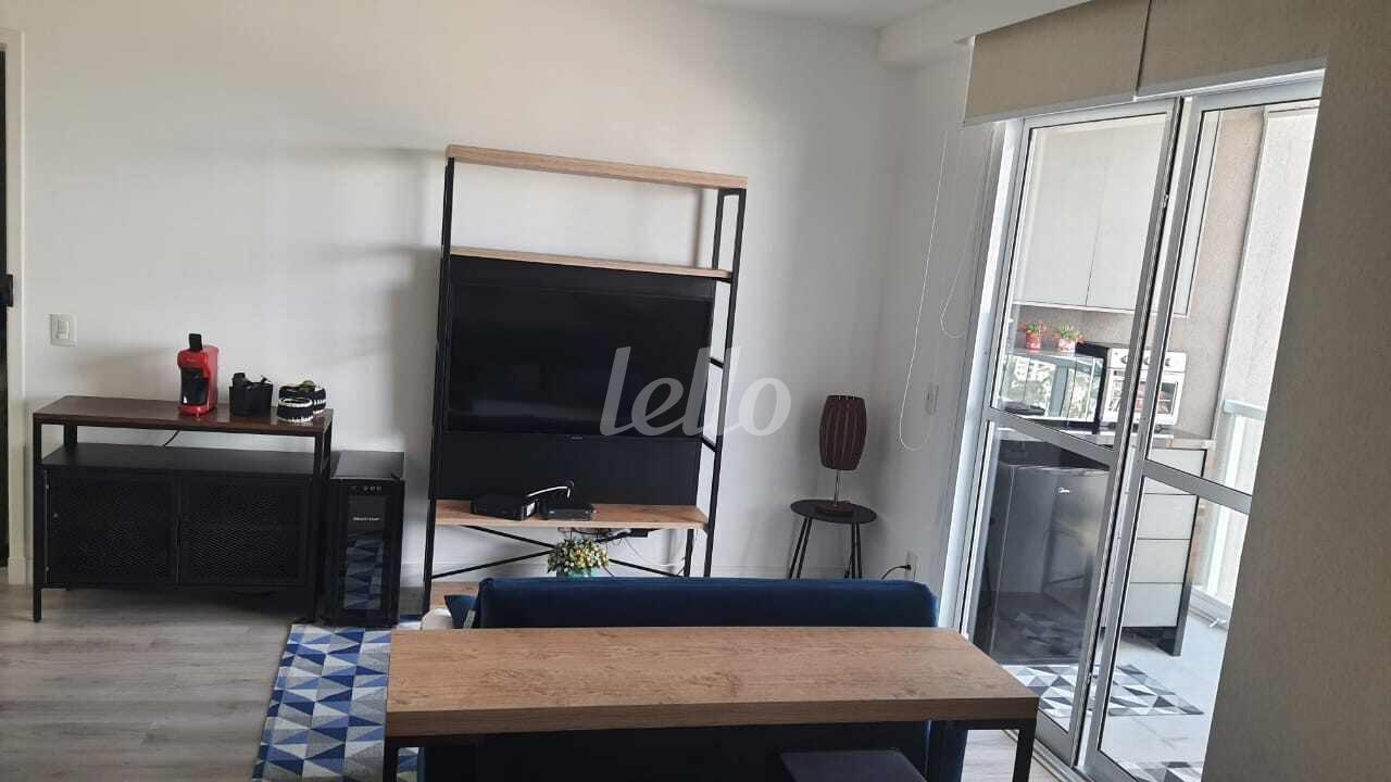 STUDIO de Apartamento para alugar, Padrão com 35 m², 1 quarto e 1 vaga em Real Parque - São Paulo