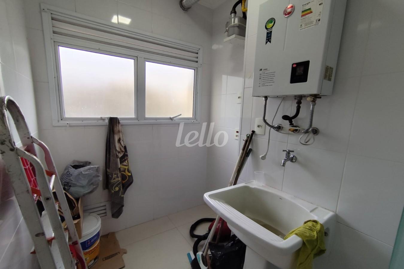 1 (24) de Apartamento à venda, Padrão com 70 m², 2 quartos e 1 vaga em Jd. Leonor M. de Barros - São Paulo