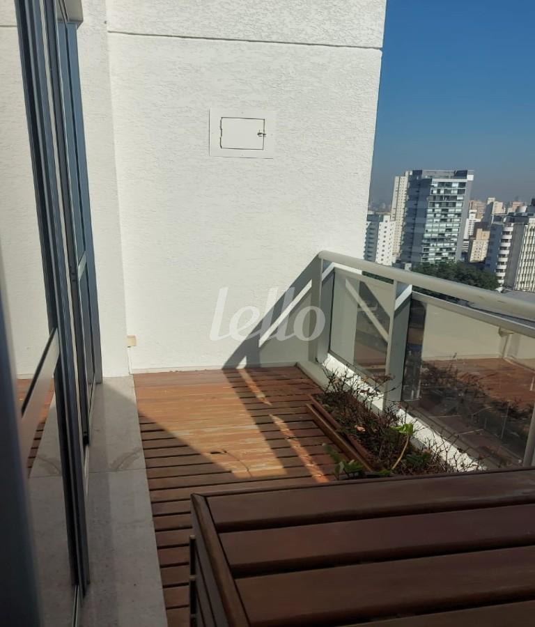 SALA de Sala / Conjunto para alugar, Padrão com 57 m², e 1 vaga em Vila Mariana - São Paulo