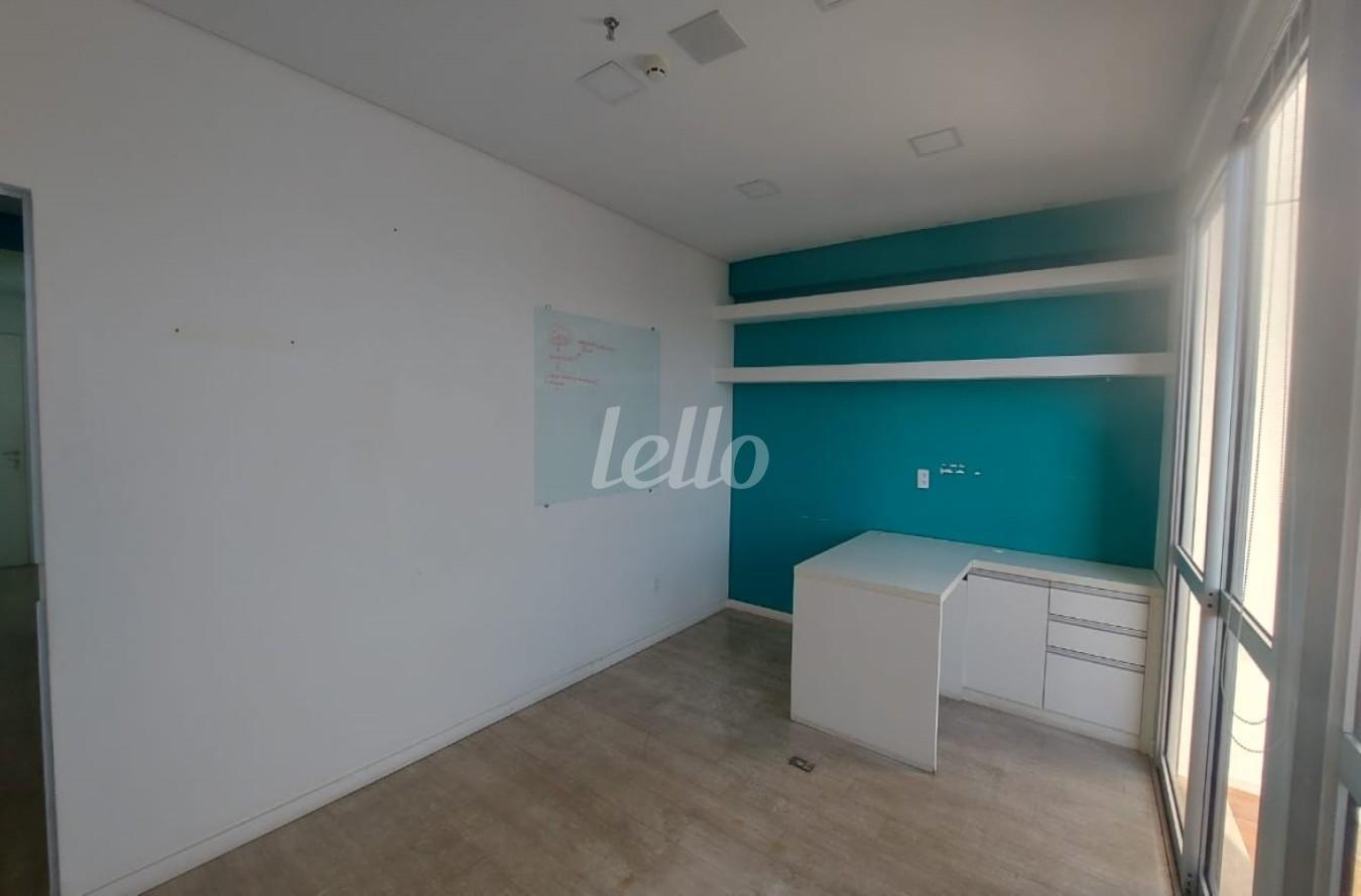 SALA de Sala / Conjunto para alugar, Padrão com 57 m², e 1 vaga em Vila Mariana - São Paulo