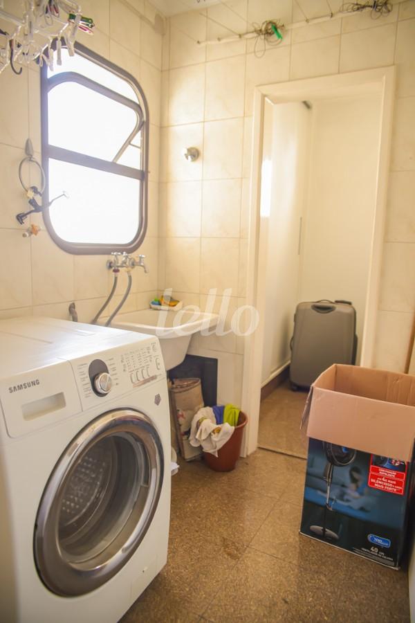 11AREA-DE-SERVICO_003 de Apartamento à venda, Padrão com 156 m², 4 quartos e 3 vagas em Vila Gomes Cardim - São Paulo