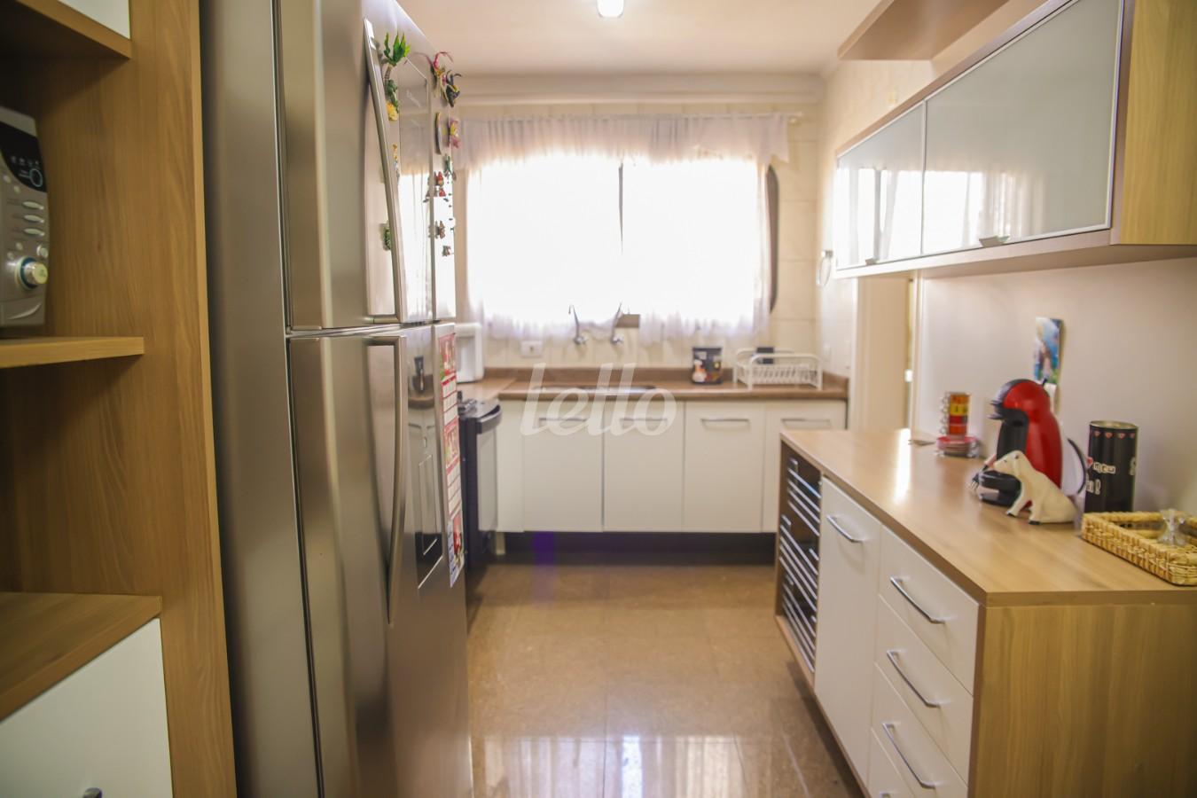 10COZINHA_001 de Apartamento à venda, Padrão com 156 m², 4 quartos e 3 vagas em Vila Gomes Cardim - São Paulo