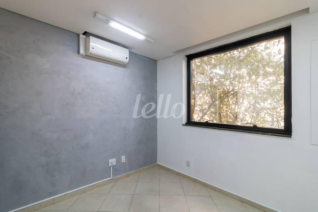 SALA 2 de Sala / Conjunto para alugar, Padrão com 35 m², e 1 vaga em Vila Gomes Cardim - São Paulo